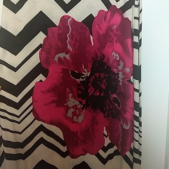 Rue 21 Maxi Dress - Picture 2 of 3